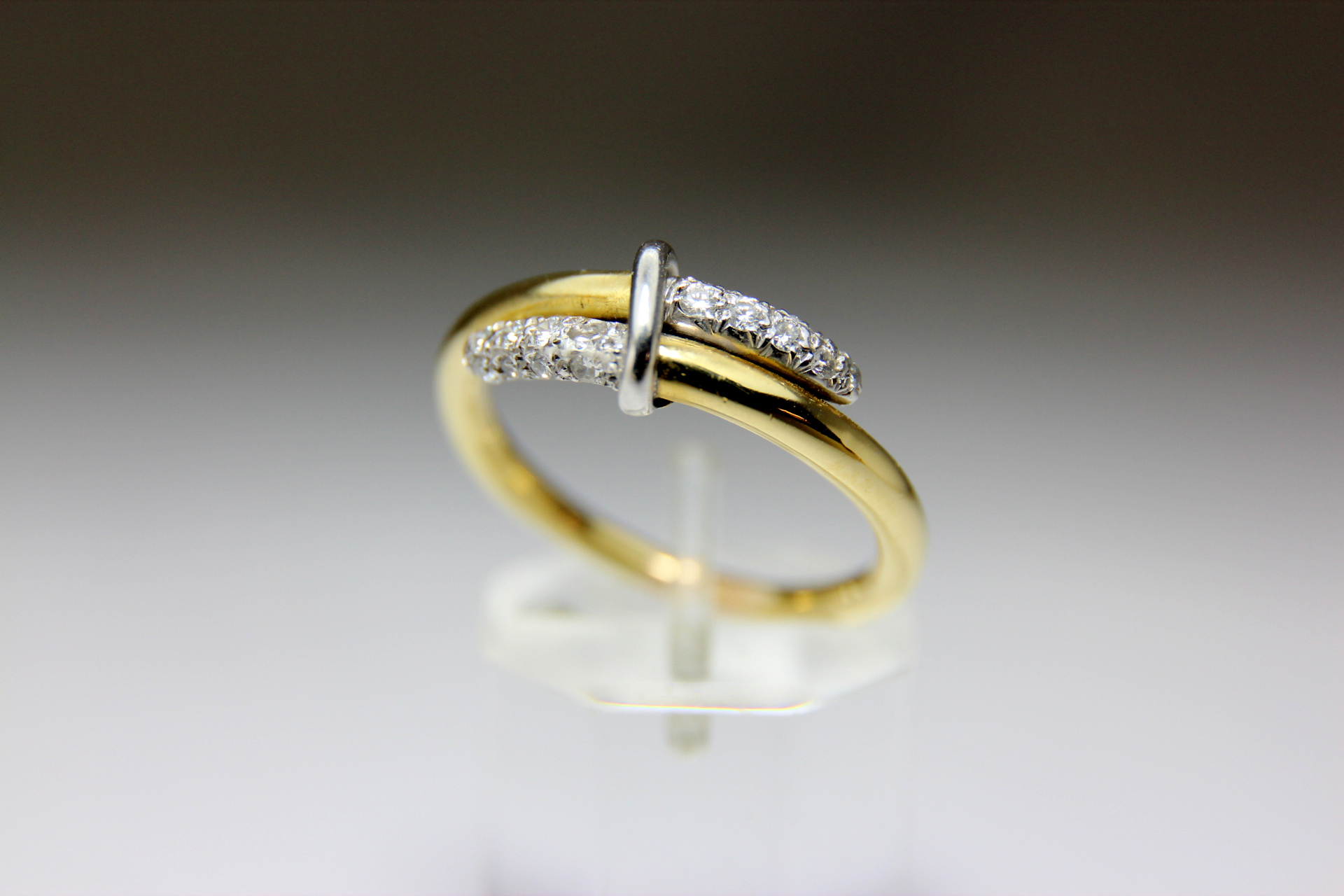 ANILLO ORO BICOLOR Y BRILLANTE