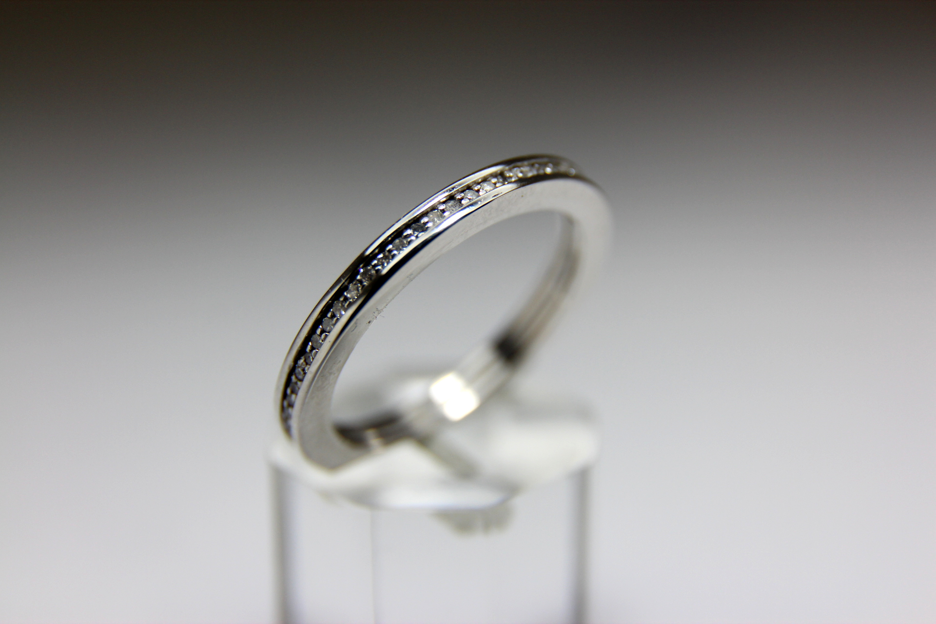 ANILLO ORO BLANCO Y BRILLANTE